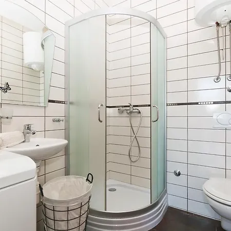 La Rouge Apartman *